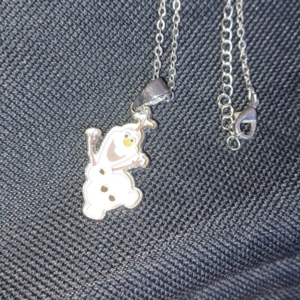 Disney JCM Frozen Olaf the Snowman 16" necklace in silvertone